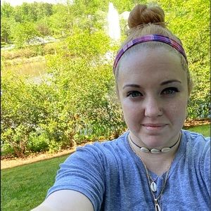 Meet your Posher, Brooke